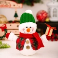 Muñeco de peluche de muñeco de nieve navideño con gorro verde y caja de regalo dorada - Estilo de Sombrero Verde