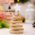 Nordischer handgefertigter Weihnachtsbaum aus Juteseil mit weißem Stern als Aufsatz - Natürliches Hanfseil