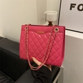 Hot pink quilted tote bag with golden chain strap and rhombus stitching patterns - Rose Pink