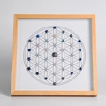 Quadratischer Holzrahmen mit Blume des Lebens Muster und Amethyst-Natursteinen - Stressabbau & Entspannung