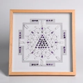 Quadratischer Holzrahmen mit Amethyst-Mandala und heiliger Geometrie aus Natursteinen - Spirituelles Erwachen - Quadrat
