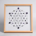 Quadratischer Holzrahmen mit Metatrons Würfel und natürlichen Amethyst-Kristallen - Spirituelles Erwachen - Sechseck
