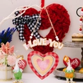 Decorazione di San Valentino in legno I LOVE YOU con cuori a quadri rossi - Stile I LOVE YOU