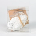 Cristallo bianco naturale con corda di canapa decorativa in una confezione regalo trasparente - Howlite - Scatola Trasparente
