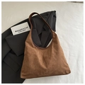 Borsa tote in camoscio marrone con finiture in pelle su tessuto bianco e blazer - Marrone