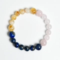 12 Sternbilder Naturkristall Armband mit blauen, rosa und gelben Edelsteinperlen - Armband-Waage