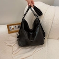 Bolso hobo de cuero PU negro con correa ajustable para la oficina y uso diario - Negro