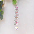 Spiral-Sonnenfänger aus Metall mit Kristallperlen und Regenbogenkugel für den Garten - Silber Spiral AB Kristall Stil (KC1)