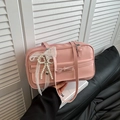 Bolso Boston rosa estilo JK con colgante de corazón de perlas y lazo de encaje - Bolso Individual / Rosa