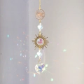 Acchiappasole con cornice a stella dorata, cristallo a cuore ed effetto arcobaleno - Stile a Cuore (A8)