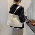 Tragetasche aus Tweed in Creme und Gelb mit Lederriemen für Damen im Karo-Muster - Weiß