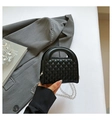 Mini borsa trapuntata nera con manico e tracolla a catena argentata da donna - Nero