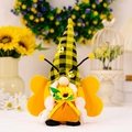 Gnome abeille en peluche avec chapeau rayé jaune, barbe blanche, ailes et tournesol - Gnome Abeille Style Féminin (Avec Tournesol)