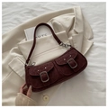 Vintage bordeauxrode baguette tas met voorzakken en metallic kettingriem detail - Rood