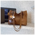 Deep brown leather tote bag with fashion logo and miniature baseball glove keychain - No Pendant / Brown