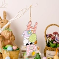 Colgante de madera de Pascua con gnomo, letras y huevos de colores en cuerda de cáñamo - Estilo Letra HOP