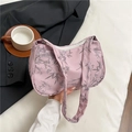 Borsa a tracolla rosa loto ricamata con motivi a foglie di bambù in uno stile chic - Viola