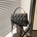 Fashionable black crossbody bag with geometric 3D quilted texture and chunky chain - Black