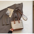 Borsa tote bicolore in tela beige e pelle marrone con un raffinato stile vintage - Bianco crema con marrone
