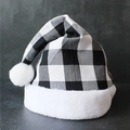 Gorro navideño clásico a cuadros blancos y negros con ribete de felpa blanca suave - Gorro de Navidad a cuadros blanco y negro
