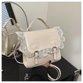 Sac bandoulière blanc crème avec bordure en dentelle et détails de nœuds - Blanc