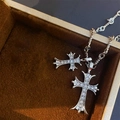 Barock Halskette in Silber mit Doppelkreuz-Anhängern und weißen Zirkoniasteinen - Doppelkreuz Anhänger Halskette / Silber