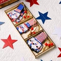 Set di gnomi patriottici in legno rosso, bianco e blu con scatola decorativa in legno - Ciondolo Scatola di Legno Divisa Giorno dell'Indipendenza Stile B