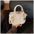 Sac à main blanc à motif litchi avec nœud en dentelle et breloque cœur en perles - Avec Pendentif / Blanc