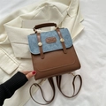 Mini-Rucksack aus braunem Leder und blauem Denim mit Vintage-Schnallen und Tragegriff - Braun