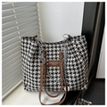 Borsa tote in tela pied de poule con manici in pelle marrone e catena in metallo - Pied-de-poule Nero