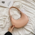 Bolso hobo minimalista de cuero rosa para mujer con diseño curvo de media luna suave - Rosa