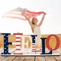 Décoration de table HELLO en bois rustique avec motifs du drapeau américain USA - Ornement Jour de l'Indépendance HELLO