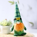 Gnome de la Saint-Patrick en peluche avec chapeau à carreaux verts et barbe orange - Style Homme (Chapeau à Carreaux Vert et Blanc)