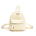 Chique beige mini-rugzak van PU-leer met horizontale reliëfdruk en glanzende laag - Wit