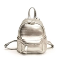 Mini rugzak van metallic zilver PU-leer met geplooide textuur en verstelbare bandjes - Zilver