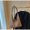 Bolso tote marrón con textura de litchi y correa ancha para un estilo casual diario - Talla única / Caqui