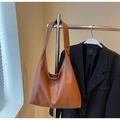 Bolso tote marrón de cuero sintético con grano de lichi y correa ancha para diario - Talla única / Marrón