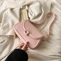 Elegante borsa a tracolla in pelle PU rosa chiaro con fibbia decorativa quadrata sulla patta - Rosa