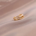 Zweischichtiger goldener Wellenring mit weißem Emaille-Finish und offenem Design - Einstellbar Offen / Doppellagiger hohler Emaille-Ring (Gold+Weiß)
