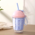Vaso con pajita de plástico rosa y azul con asa y tenedor para ensalada de frutas - Rosa