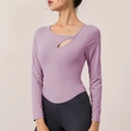 Top yoga lilla a maniche lunghe con taglio a goccia e bordo arrotondato elegante - S / Viola