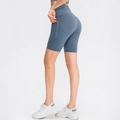 High-Waist-Yogashorts mit Seitentasche aus staubblauem, mattem gebürstetem Stoff - S / Graublau