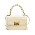 Bolso bandolera elegante en cuero crema con asa trenzada y cierre dorado metálico - Blanco Roto