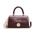 Bolso bandolera vintage color burdeos con textura plisada y cierre metálico dorado - Con Colgante / Rojo Ancorra
