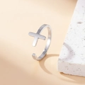 Anello aperto a croce regolabile in acciaio inossidabile con design vintage minimal - Stile Argentato (F1000)