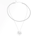 Collana doppia in argento con ciondolo a sole e catena a spina di pesce elegante - Stile a Doppio Strato Con Ciondolo a Sole Argentato (F1012)