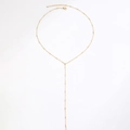Collar lariat en Y dorado minimalista con elegantes detalles tubulares en una cadena fina - Dorado (B7793)