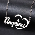 Personalisierte silberne Namenskette aus Edelstahl mit Angelina-Anhänger und Herzform - Angelina Herz Custom Stil (T27-X19)