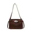 Bolso hobo vintage marrón con grano lichi, cierre giratorio y correa de hombro ajustable - Marrón