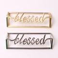 Lot de deux ronds de serviette en métal avec lettrage 'blessed' en finitions or et argent - Béni